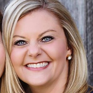 Meet your Posher, Whitney